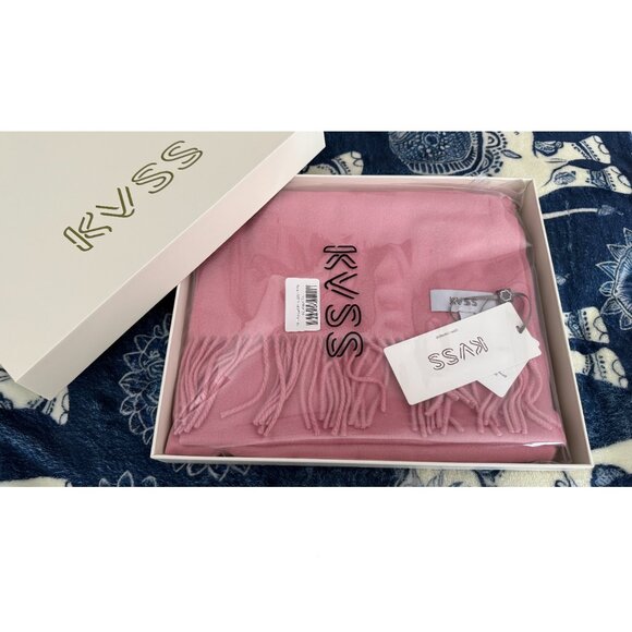 KVSS Pink 100% Pure Cashmere Lightweight Soft Fringed Scarf NEW w/Gift Box! - Picture 6 of 7